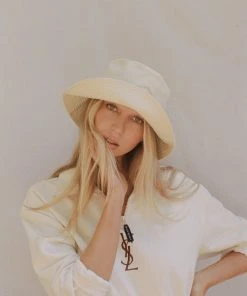 LACK OF COLOR WAVE BUCKET HAT