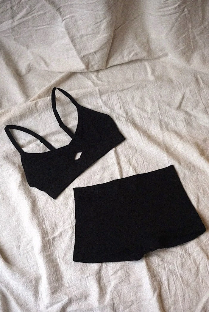 RICHER POORER CUT OUT BRALETTE BLACK 1 RICHER POORER CUT OUT BRALETTE BLACK