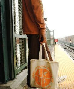 KIMRC X P&R WARM UP TOTE SALE