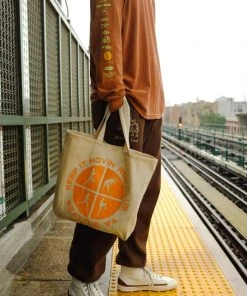 KIMRC X P&R WARM UP TOTE SALE