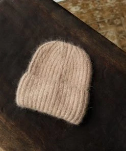 PIPE AND ROW COLE BEANIE NEW IN