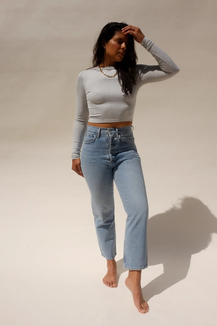 AGOLDE 90'S CROP REPLICA NEW IN 1 AGOLDE 90'S CROP REPLICA NEW IN