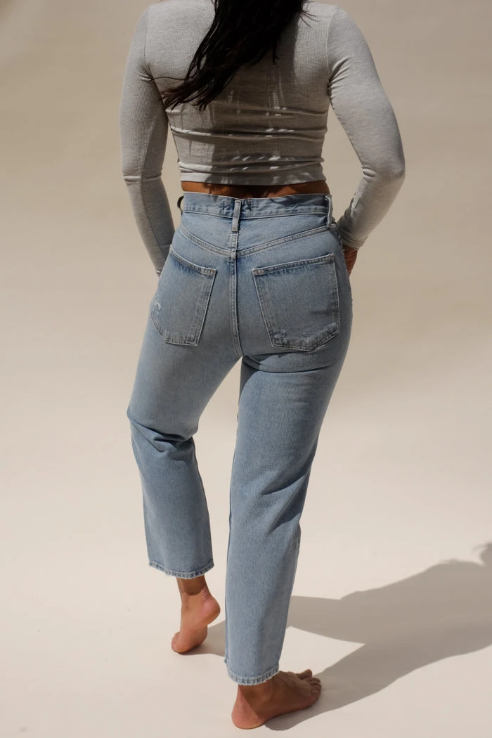 AGOLDE 90'S CROP REPLICA NEW IN 2 AGOLDE 90'S CROP REPLICA NEW IN