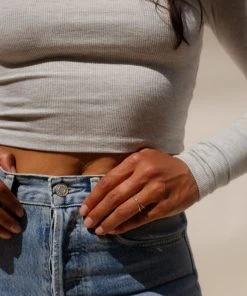 JOAH BROWN CROPPED CREW LONGSLEEVE