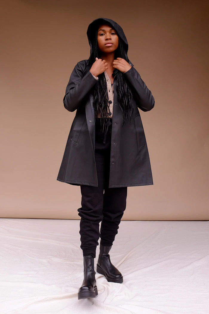 STUTTERHEIM MOSEBACKE RAIN JACKET BLACK NEW IN 2 STUTTERHEIM MOSEBACKE RAIN JACKET BLACK NEW IN