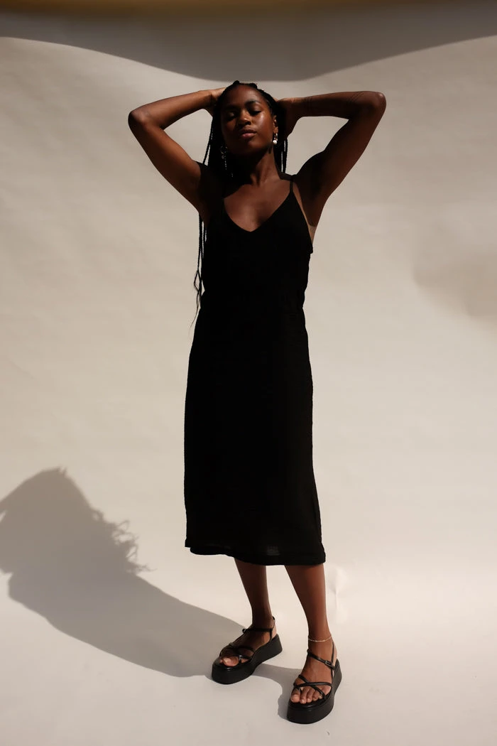 VAGABOND COURTNEY STRAPPY SANDALS 7 VAGABOND COURTNEY STRAPPY SANDALS