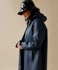 STUTTERHEIM MOSEBACKE RAIN JACKET NAVY
