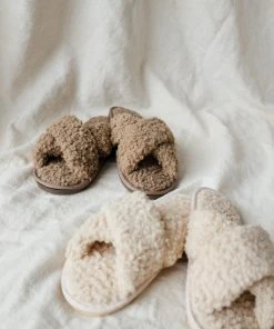 PIPE AND ROW BROWN SHEARLING SLIPPERS NEW IN