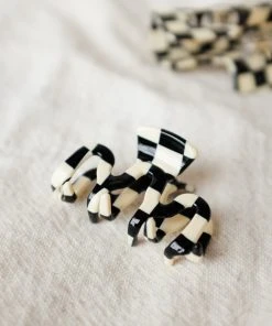 PIPE AND ROW ZIG ZAG HAIR CLAW PIPE AND ROW STAPLES