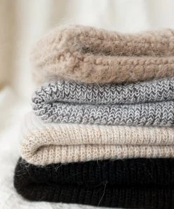 PIPE AND ROW SMITH BEANIE DARK GREY NEW IN