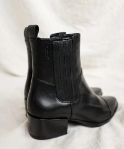 VAGABOND SHOES MARJA BLACK LEATHER BOOTS 13 VAGABOND SHOES MARJA BLACK LEATHER BOOTS