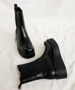 VAGABOND CARLA BOOTS SIZE 41 SALE