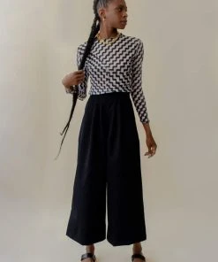 NIN STUDIO SPRING '22 LABYRINTH SWIRL TOP