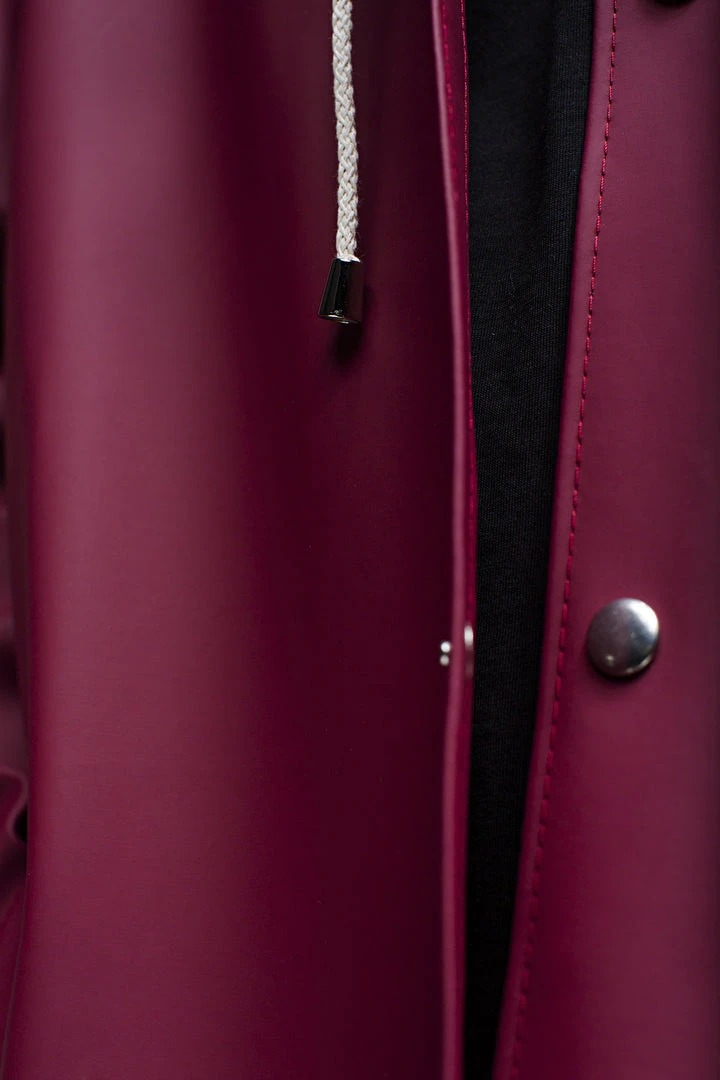STUTTERHEIM MOSEBACKE RAIN JACKET BURGUNDY 6 STUTTERHEIM MOSEBACKE RAIN JACKET BURGUNDY