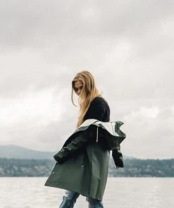 STUTTERHEIM MOSEBACKE RAIN JACKET GREEN SPRING '22