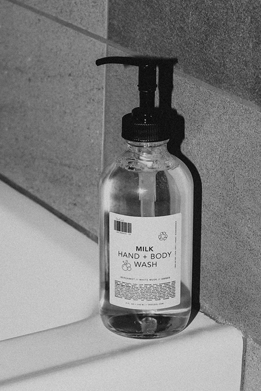 DEDCOOL NEW IN MILK HAND AND BODY WASH 2 DEDCOOL NEW IN MILK HAND AND BODY WASH