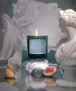 BOY SMELLS FIGURARE CANDLE