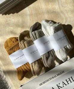 LE BON SHOPPE SPRING '22 HUT SOCKS