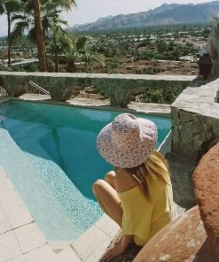 LACK OF COLOR HOLIDAY BUCKET HAT VIOLET BLOOM SPRING '22 10 LACK OF COLOR HOLIDAY BUCKET HAT VIOLET BLOOM SPRING '22