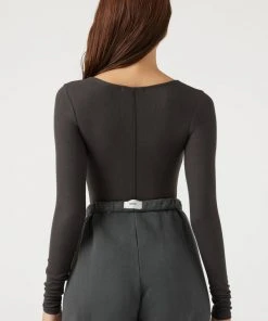 JOAH BROWN SPRING '22 CLASSIC SCOOP LONG SLEEVE TOP