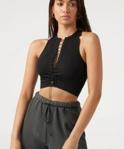 JOAH BROWN LACE UP CROP TANK SPRING '22
