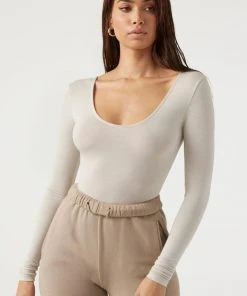 JOAH BROWN SCOOP NECK LONG SLEEVE SPRING '22