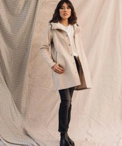 STUTTERHEIM MOSEBACKE RAIN JACKET LIGHT SAND CLOTHING