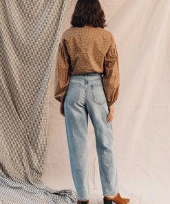 AGOLDE SPRING '22 CRISS CROSS JEANS SUBURBIA 15 AGOLDE SPRING '22 CRISS CROSS JEANS SUBURBIA