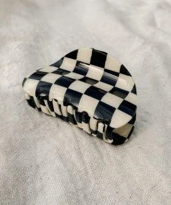 PIPE AND ROW ASYMMETRICAL HAIR CLAW NEW IN