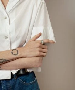 WOLF CIRCUS SALE FERA RING