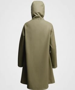 STUTTERHEIM MOSEBACKE RAIN JACKET ALOE