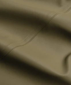 STUTTERHEIM MOSEBACKE RAIN JACKET ALOE