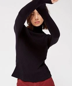 LACAUSA NEW IN RIBBED TURTLENECK SWEATER 10 LACAUSA NEW IN RIBBED TURTLENECK SWEATER