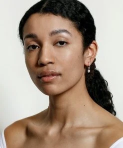 WOLF CIRCUS SMALL PEARL HOOP EARRINGS SILVER 5 WOLF CIRCUS SMALL PEARL HOOP EARRINGS SILVER