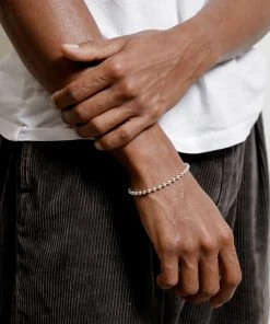 WOLF CIRCUS BALL BRACELET