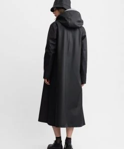 STUTTERHEIM MOSEBACKE RAIN JACKET LONG BLACK