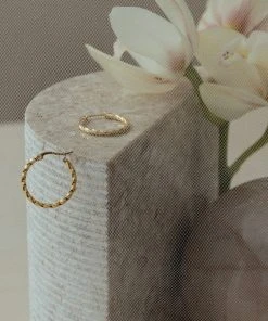 PIPE AND ROW AMBER HOOPS