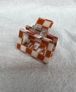 PIPE AND ROW SMALL SQUARE HAIR CLAW CHECKER CONGAC SPRING '22