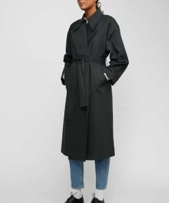 JUST FEMALE CLEVER TRENCHCOAT SPRING '22