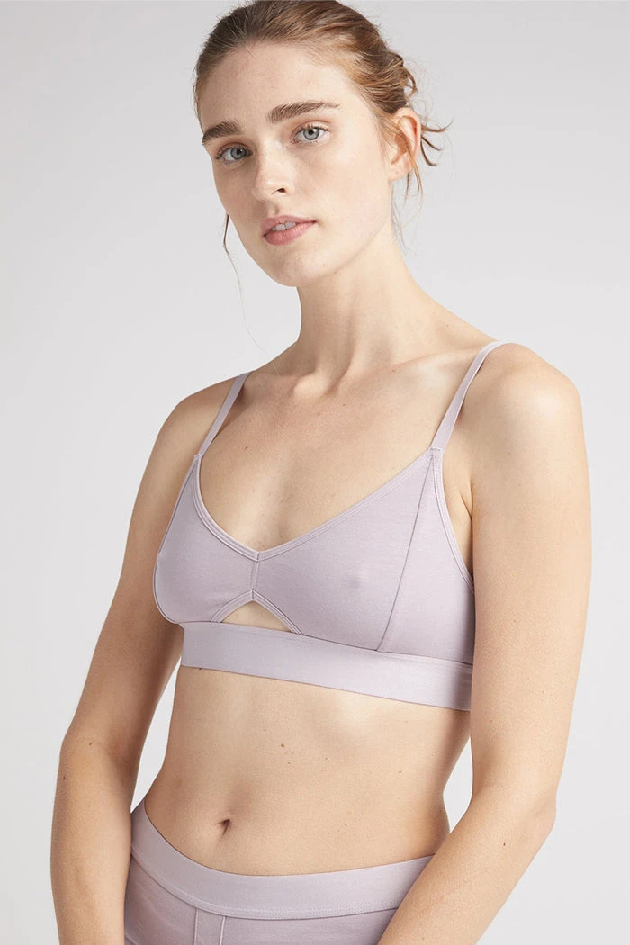 RICHER POORER SPRING '22 CUT OUT BRALETTE AMETHYST SMOKE 2 RICHER POORER SPRING '22 CUT OUT BRALETTE AMETHYST SMOKE