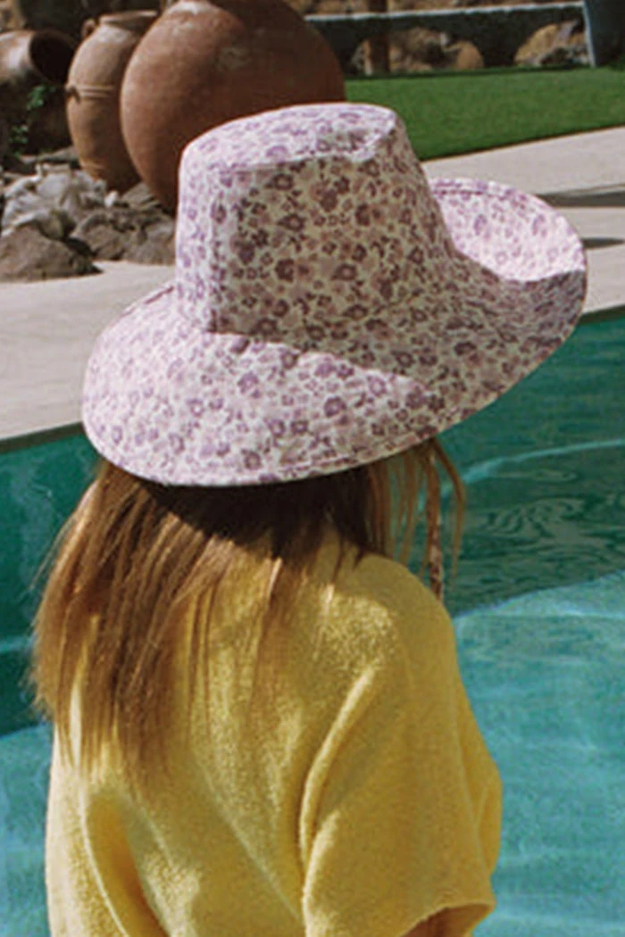 LACK OF COLOR HOLIDAY BUCKET HAT VIOLET BLOOM SPRING '22 2 LACK OF COLOR HOLIDAY BUCKET HAT VIOLET BLOOM SPRING '22