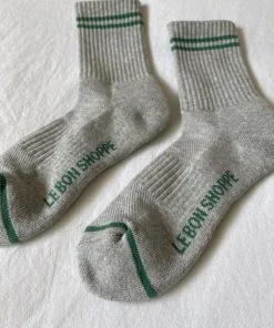 LE BON SHOPPE SPRING '22 BOYFRIEND SOCKS LIGHT GREY