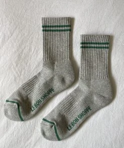 LE BON SHOPPE SPRING '22 BOYFRIEND SOCKS LIGHT GREY