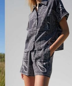 JUST FEMALE SPRING '22 MAID SHIRT 13 JUST FEMALE SPRING '22 MAID SHIRT