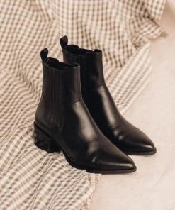 VAGABOND SHOES MARJA BLACK LEATHER BOOTS 14 VAGABOND SHOES MARJA BLACK LEATHER BOOTS
