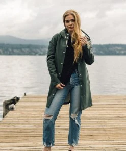 STUTTERHEIM MOSEBACKE RAIN JACKET GREEN SPRING '22