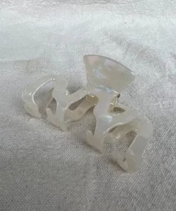 PIPE AND ROW ZIG ZAG HAIR CLAW