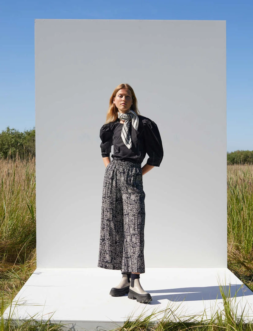 JUST FEMALE OTHER BLOUSE 4 JUST FEMALE OTHER BLOUSE