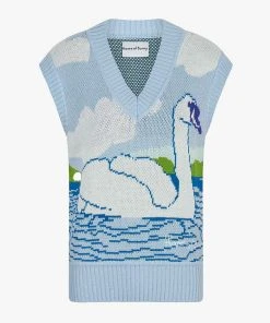 HOUSE OF SUNNY RIDE A WHITE SWAN