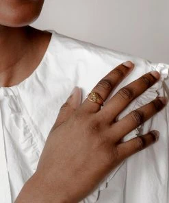 WOLF CIRCUS ROSIE SIGNET RING